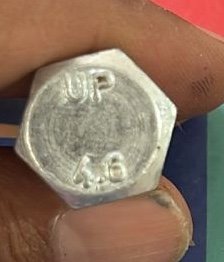 anyone knows this brand